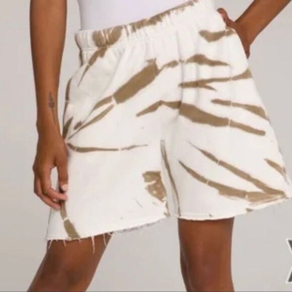 Good American raw edge hem short size xs - 0 - Picture 1 of 2